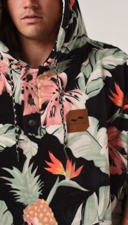 Slowtide Makai Changing Poncho 4