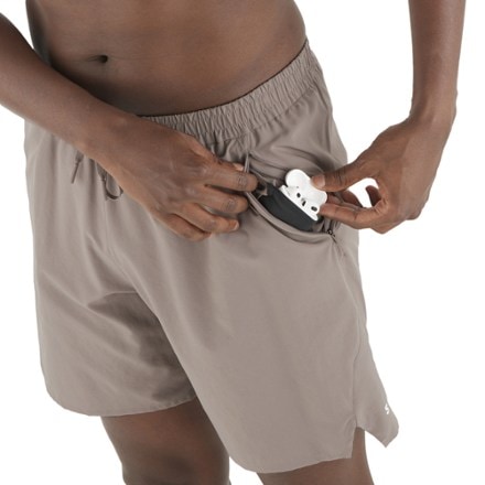 Salomon SHKout Core 2-in-1 7" Shorts - Men's 3