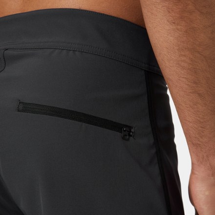 Helly Hansen HP Curve 7" Board Shorts - Men's 5