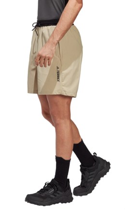 adidas Terrex Liteflex Hiking Shorts - Men's 4