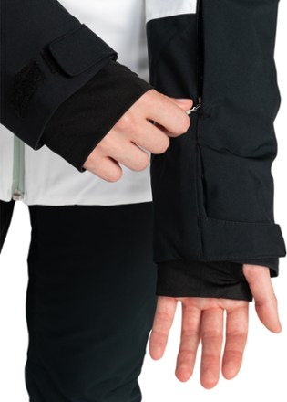 Roxy Peakside Insulated Jacket - Women's 5
