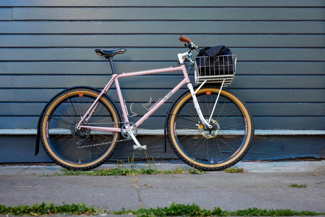 Location Image for Full Metal Fenders - 29 x 2.5"