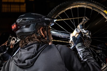 Coast RL10 Dual Color Headlamp 5