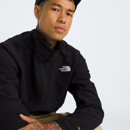 The North Face Willow Stretch Jacket - Men's 4
