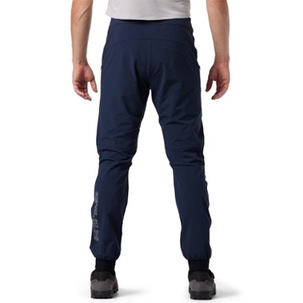 PEARL iZUMi Elevate Bike Pants - Men's 2