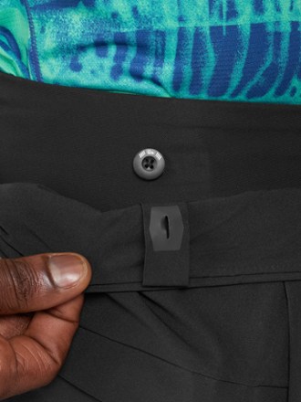 On Hybrid Shorts - Men's 5