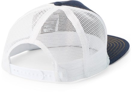 The North Face Half Dome Trucker Hat 1