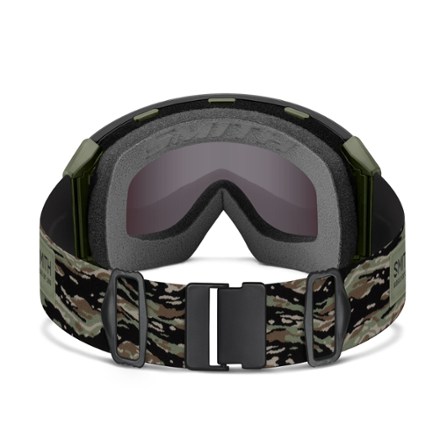 Smith 4D MAG XL ChromaPop Snow Goggles with Lens Protector 2