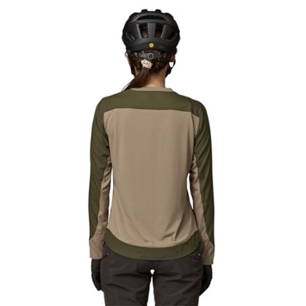 Patagonia Long-Sleeve Dirt Craft Bike Jersey - Women's 5