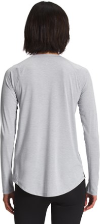 The North Face Wander Hi-Low Long-Sleeve Shirt - Women's 1