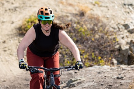 Review: Wild Rye Freyah Women's Mountain Bike Pants - Femme Cyclist