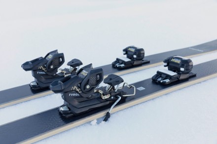 Location Image for Attack Hybrid 14 MN/PT Ski Bindings