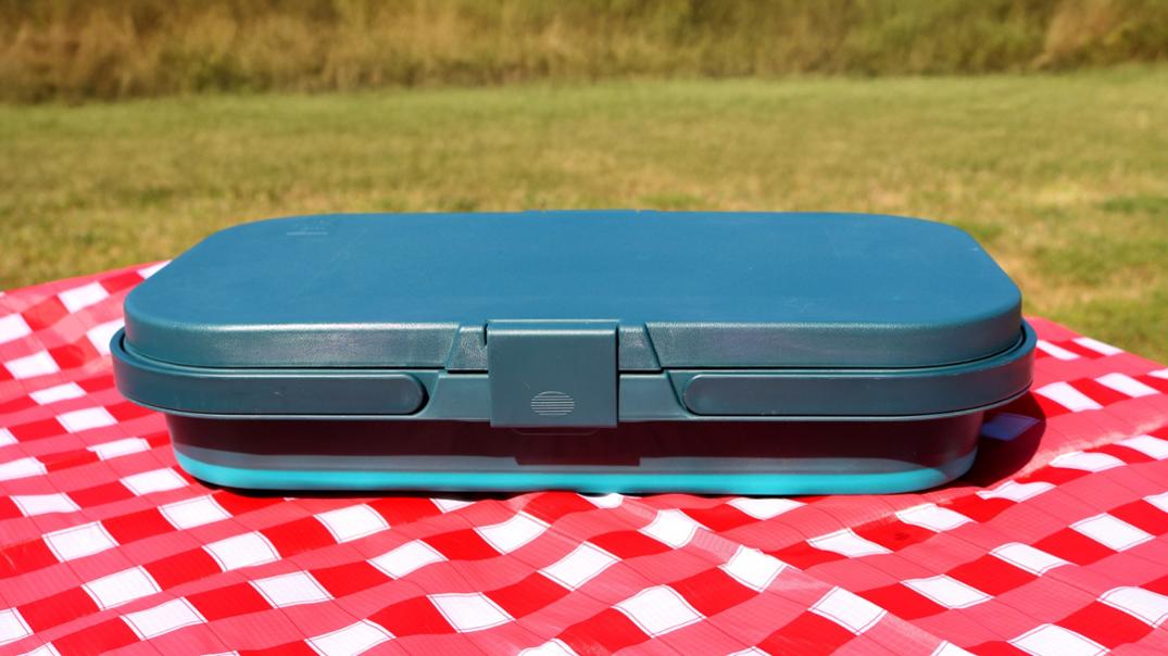 Location Image for Flat Pack Collapsible Picnic Basket