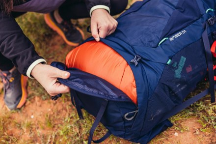 Location Image for Amber 68 Pack - Women's