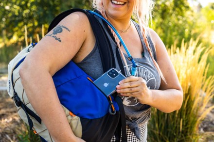 Location Image for Nano 22 H2O Hydration Pack - Closeout - Plus Size