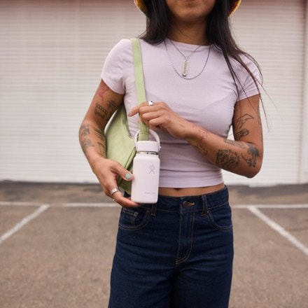 Location Image for Micro Hydro Vacuum Water Bottle with Screw Cap - 6.7 fl. oz.