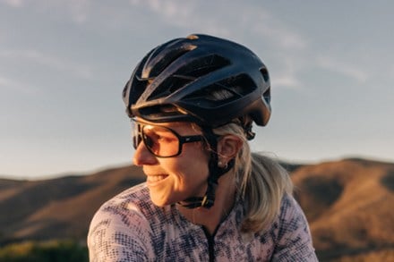 Sunski Velo Polarized Sunglasses Black/Rose