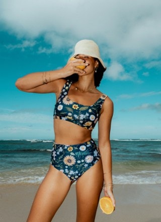 SEPTEMBER Jane Surf Bikini Swimsuit Top - Women's 8