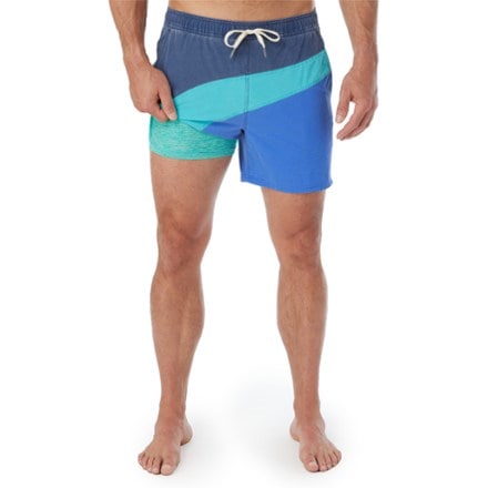 Fair Harbor Bungalow 5" Swim Trunks - Men's 4