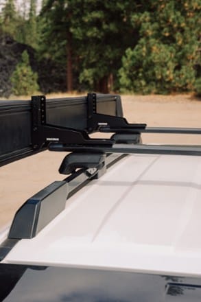 Yakima OverNOut 180 Awning 9
