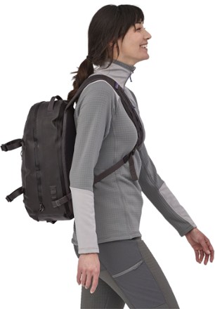 Patagonia Guidewater Sling - 15 L 3