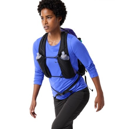 Arc'teryx Aerios 18 Pack Flasks not included