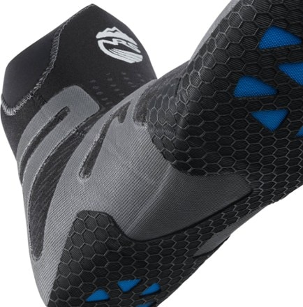 NRS Freestyle Wetshoes - Men's 8