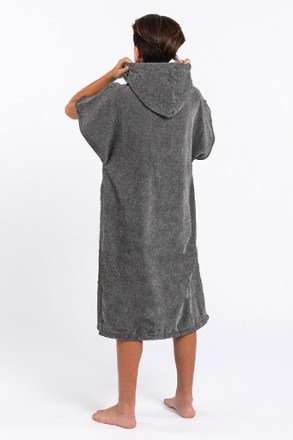 Slowtide The Digs Changing Poncho 7