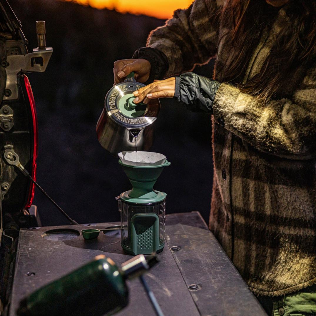 Location Image for ComplEAT Kettle Coffee Set