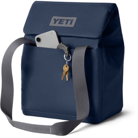 YETI Daytrip 14 L Tote Bag 7