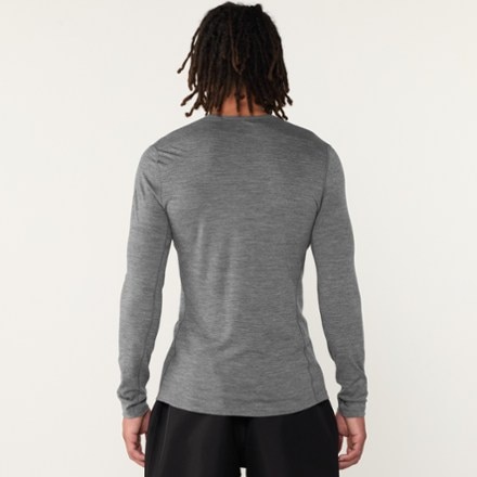 Icebreaker Merino 200 Oasis Long-Sleeve Crewe Thermal Top - Men's 2