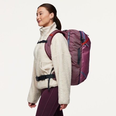 Cotopaxi Allpa 35 L Travel Pack 10