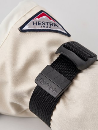 Hestra Gloves Powder Gauntlet 3-Finger Gloves 2