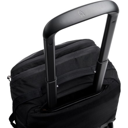 Bellroy Lite Carry-On 10
