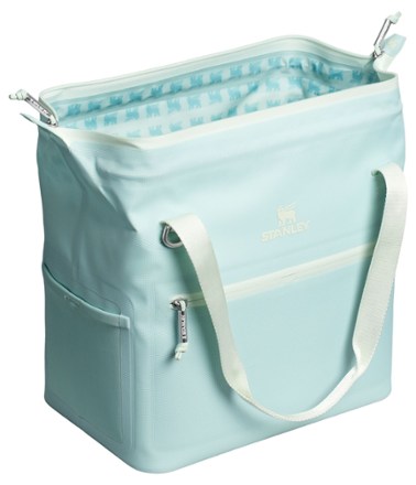 Stanley The All Day Julienne Midi Cooler - 20 Cans/12 Qts. 2