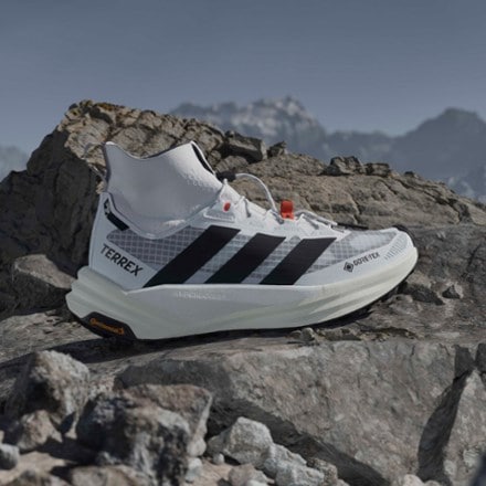 adidas Terrex Freehiker 3 Ultra GORE-TEX Hiking Shoes - Men's 10