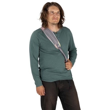 Osprey Pride Daylite Sling 1
