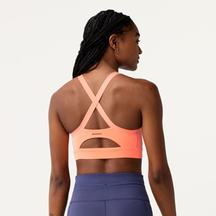 Brooks Luxe Strappy Bra 1