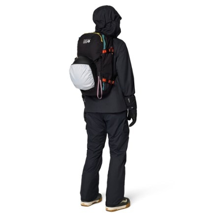 Mountain Hardwear Gnarwhal 25 Snow Pack 8