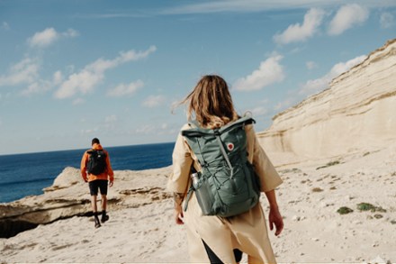 fjllrven abisko hike 15 rucksack 35 M/L Black - Hiking Backpack The Abisko Hike Foldsack is a versatile and lightweight 25L backpack Fjallraven Abisko Hike 15 -