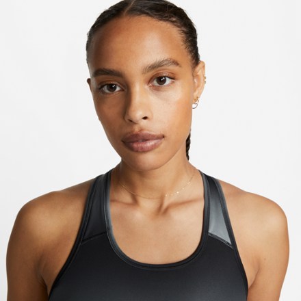 Nike Swoosh Long Line Run Bra 6