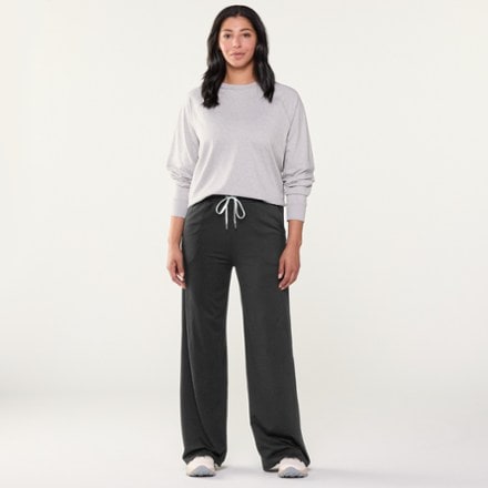 Vuori Halo Essential Wide Leg Pants - Women's 3