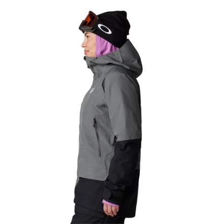 新品！Mountain Hardwear　GORE-TEX ジャケット　女性XS Women's Trailverse™ GORE-TEX Jacket | Mountain Hardwear