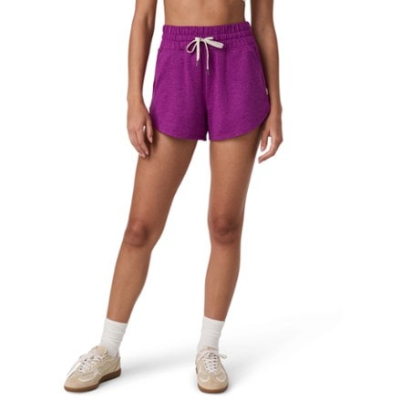 Vuori Halo Performance Shorts 2.0 - Women's 1