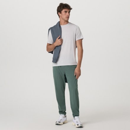 Vuori Kore Joggers 28" - Men's 6