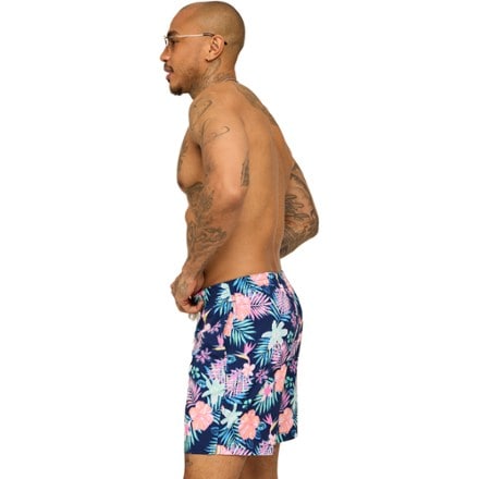 Chubbies Stretch 7" Lined Swim Trunks - Men's 4