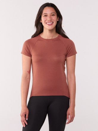 Oiselle Flyout Shirt - Women's 1