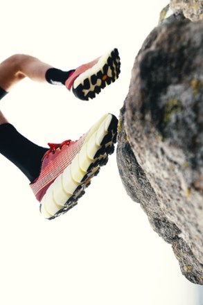 Location Image for MTL Adapt Matryx Trail-Running Shoes - Men's