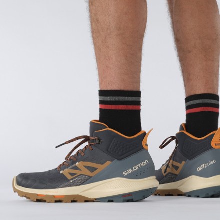 Salomon OUTpulse Mid GORE-TEX Hiking Boots - Men's 7