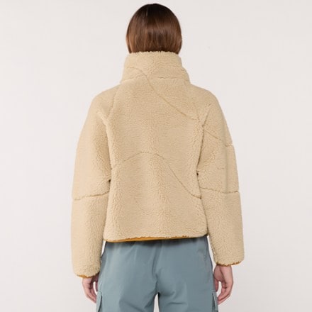 SENIQ Wooluxe Fleece Pullover - Women's 2